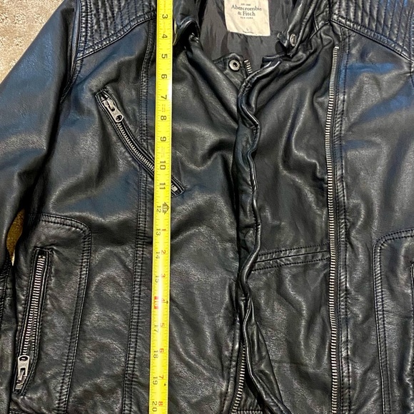 Sold Abercrombie & Fitch moto jacket - Picture 9 of 11